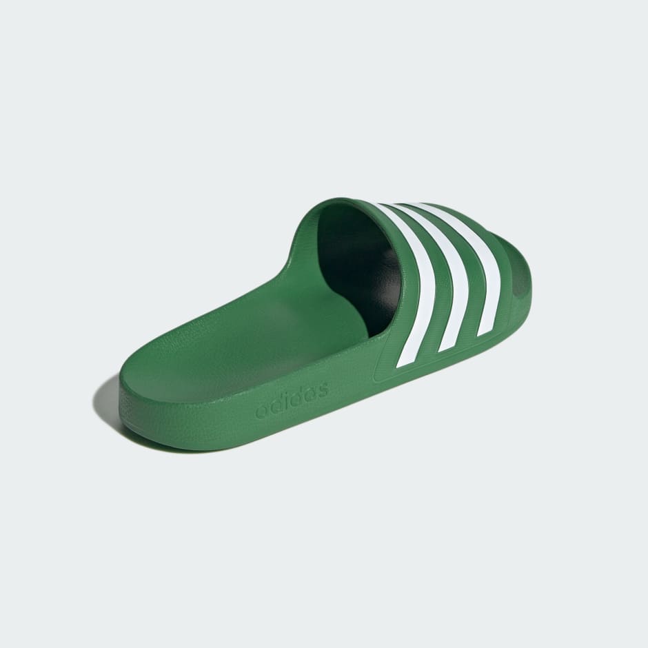 Adilette Aqua Slides