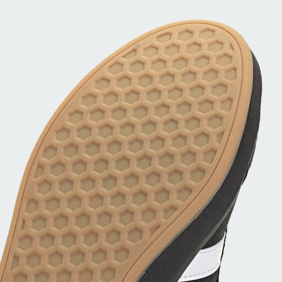 Pantofi Grand Court Base anii 2000