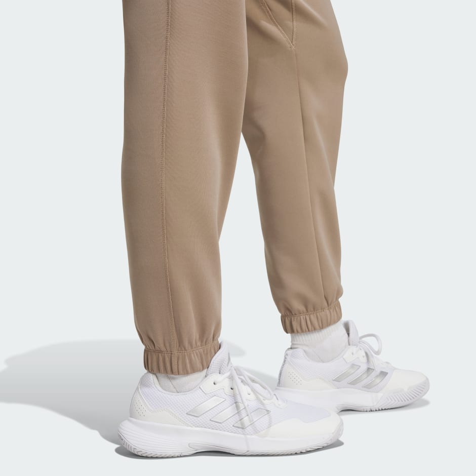 بنطال Yoga Essentials With Cuffs