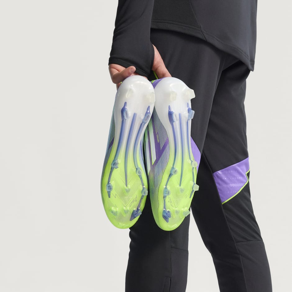 F50 Elite Laceless Firm Ground Boots