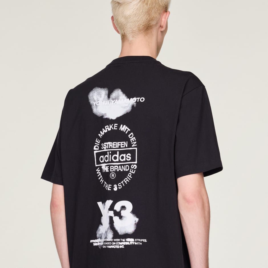 Clothing - Y-3 Graphic Short Sleeve Tee - Black | adidas Qatar