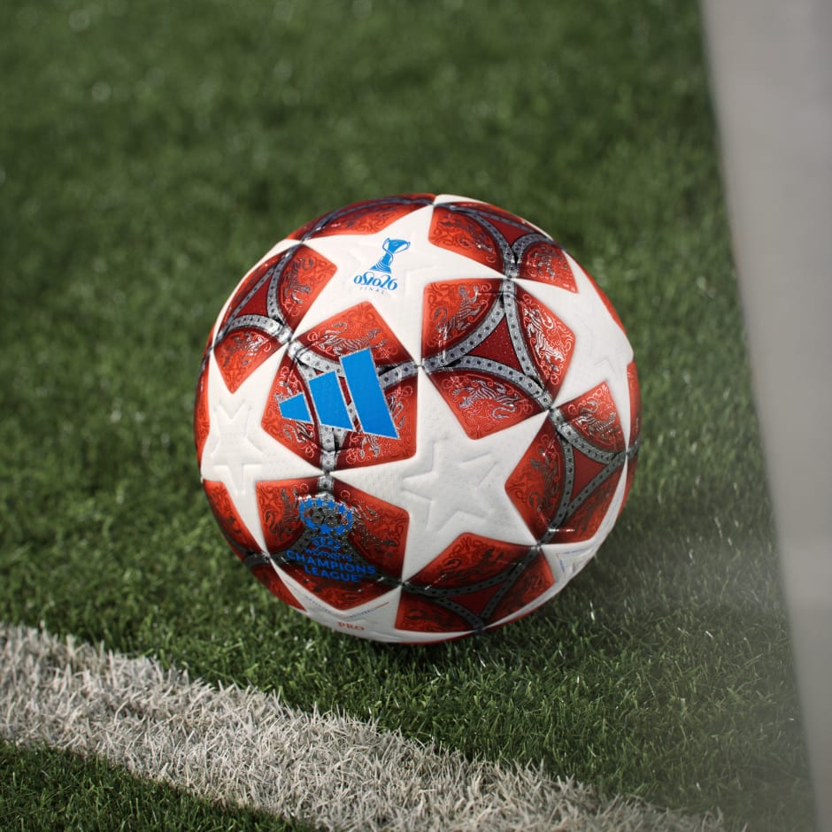 UEFA WOMENS CHAMPIONS LEAGUE PRO BALL