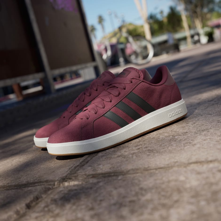 Pantofi Grand Court Base anii 2000