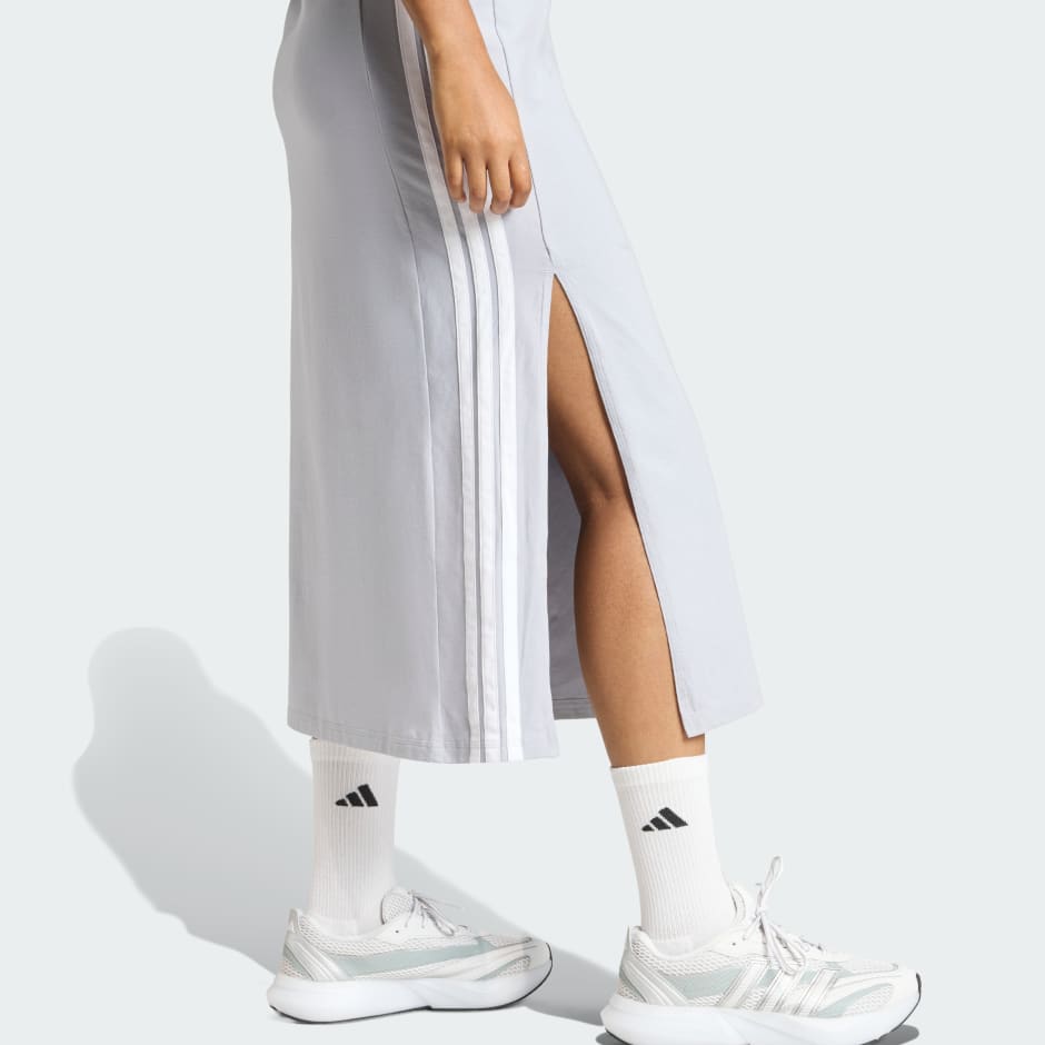 Rochie lungă Essentials cu 3 dungi și spate &icirc;n formă de V