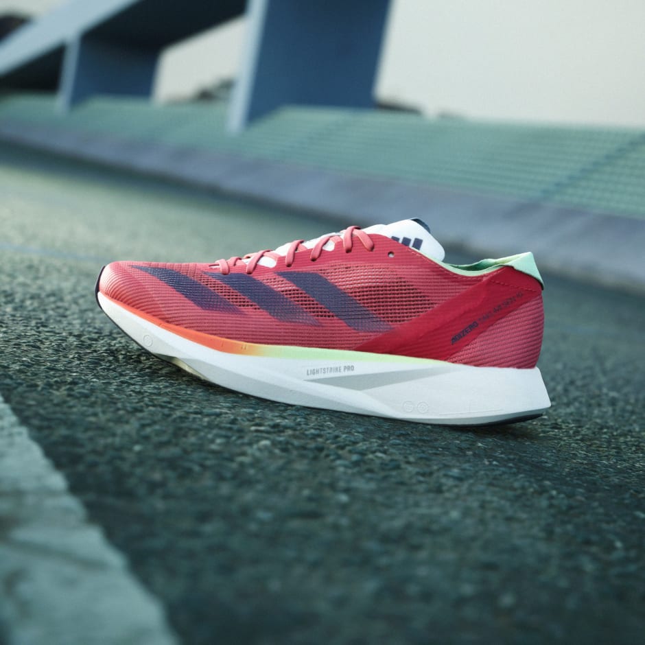 Adizero Takumi Sen 10 跑鞋