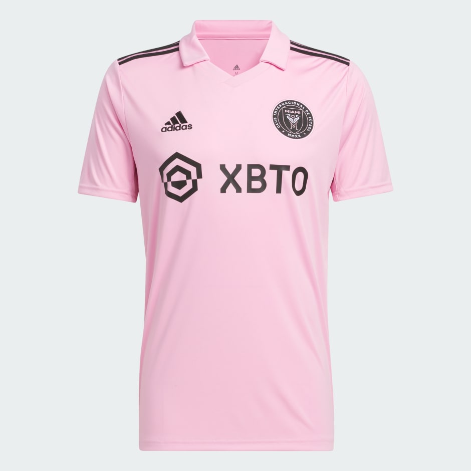 Pink store football kit