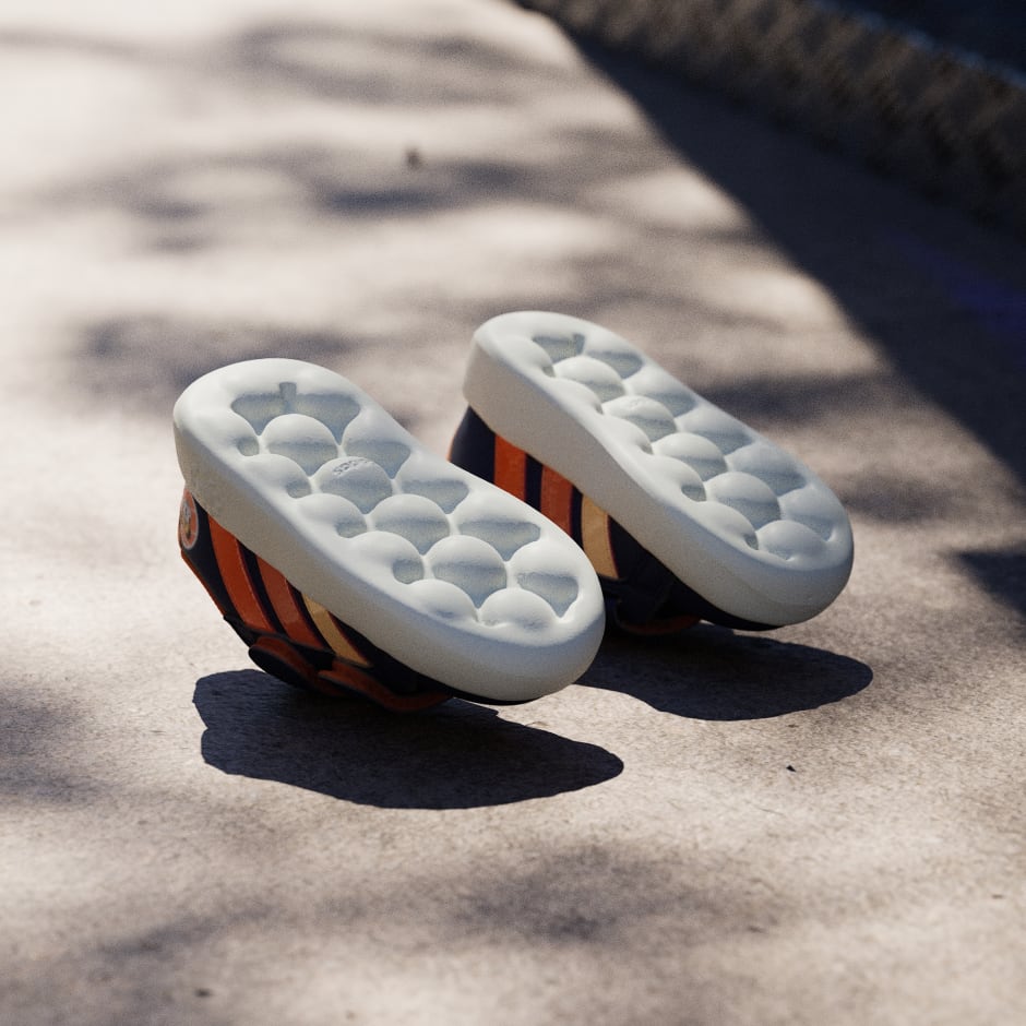 حذاء أديداس x Disney Mickey Mouse Grand Court للأطفال