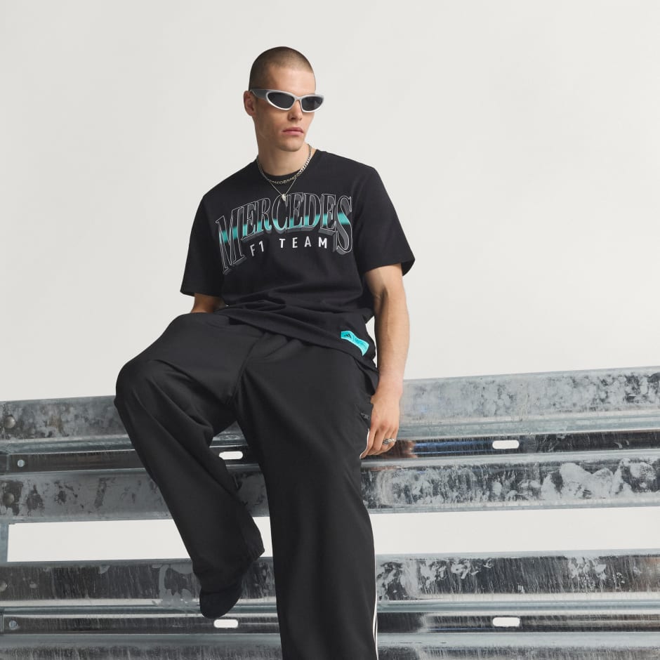 MERCEDES - AMG PETRONAS FORMULA ONE TEAM LAS VEGAS GRAPHIC TEE MEN