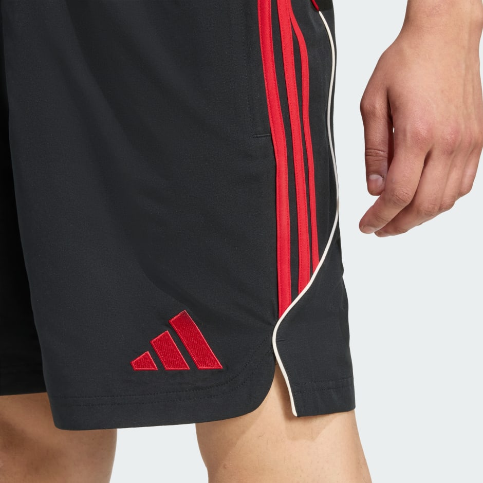 Liverpool FC UBP מכנסיים קצרים