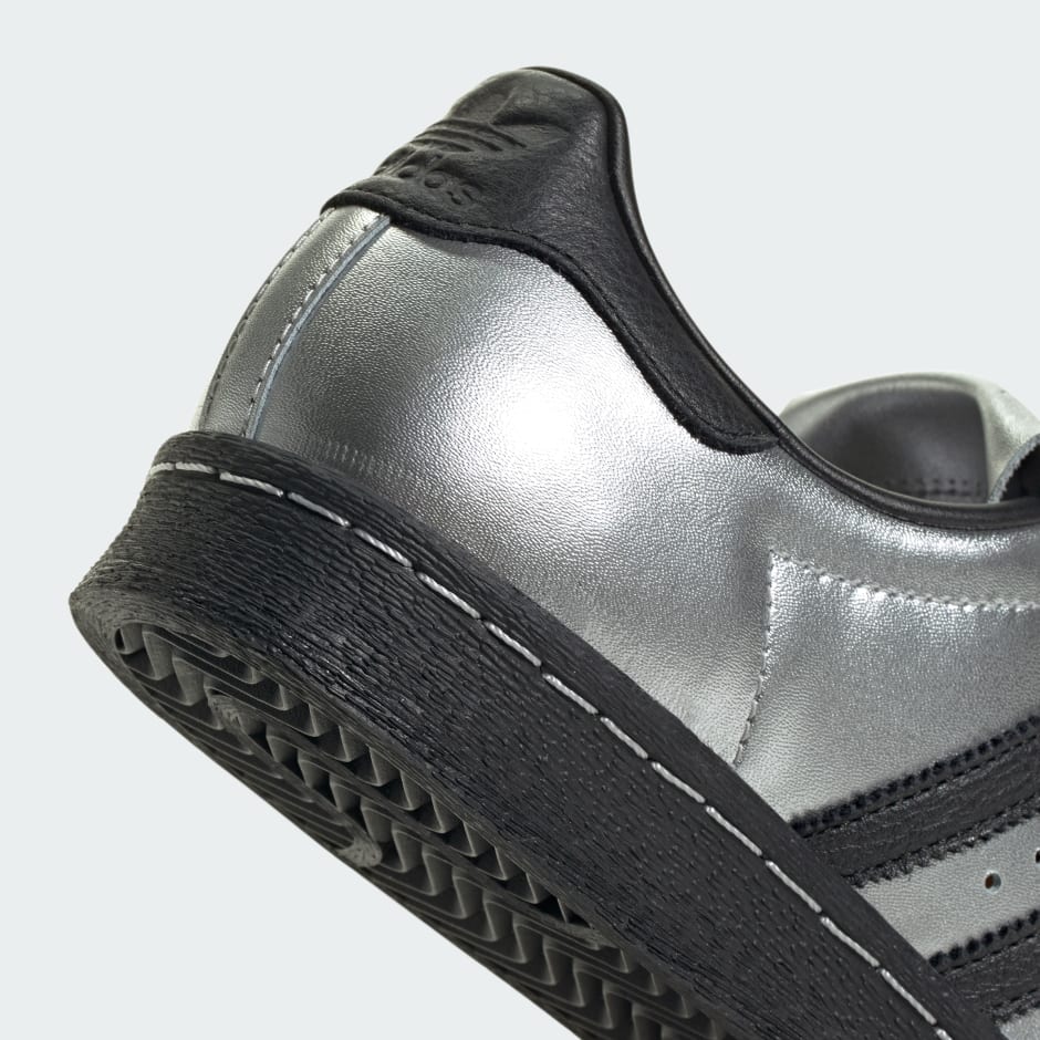 SUPERSTAR 82 W