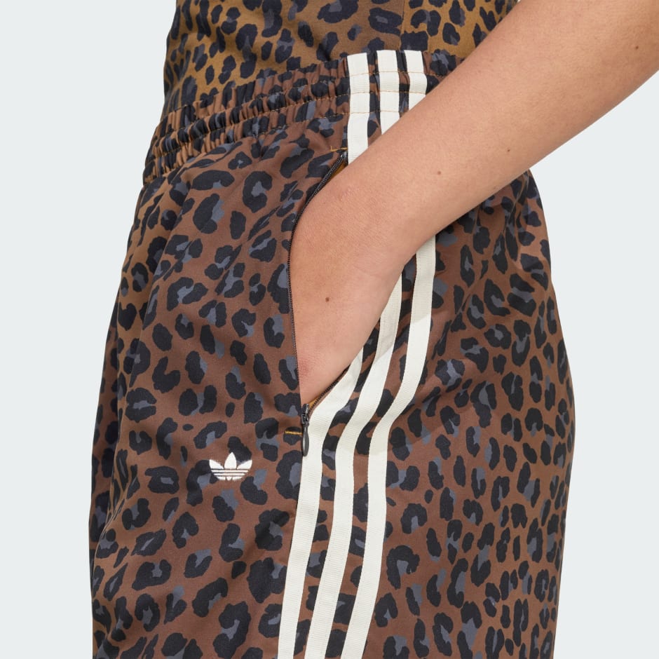 Pantaloni de trening supradimensionați Leopard Firebird