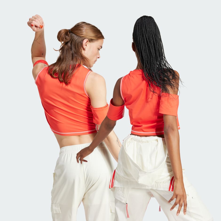 Express All-Gender Cropped T-Shirt