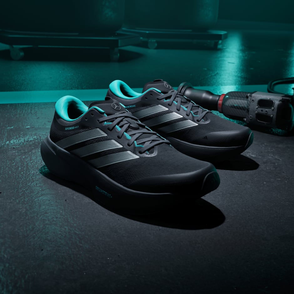 SUPERNOVA RISE 3 MERCEDES AMG PETRONAS F1 TEAM Shoes