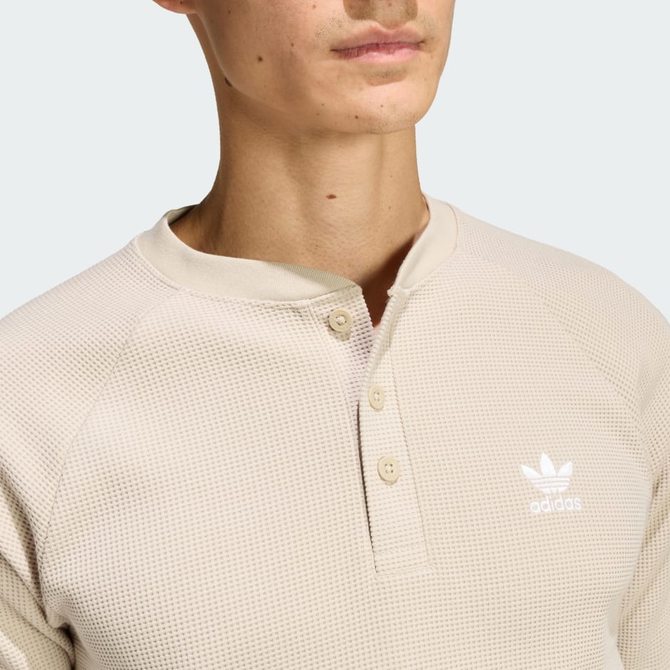 Trefoil Essentials Tee