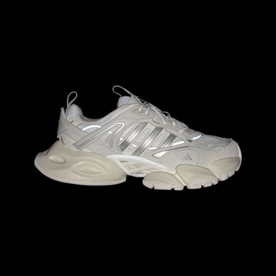 XLG Runner Deluxe Shoes