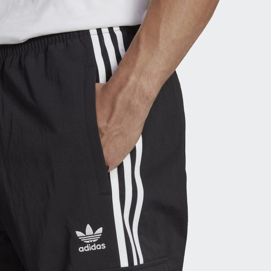 adidas Adicolor Classics 3-Stripes Cargo Pants - Black | adidas UAE