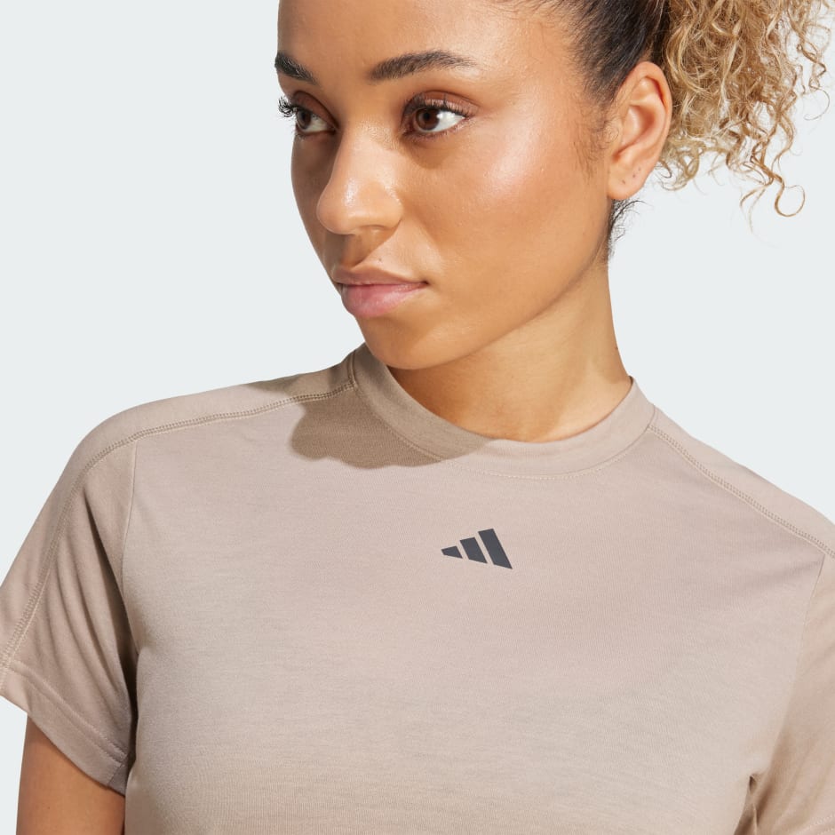 AEROREADY Train Essentials Minimal Branding Crewneck Tee