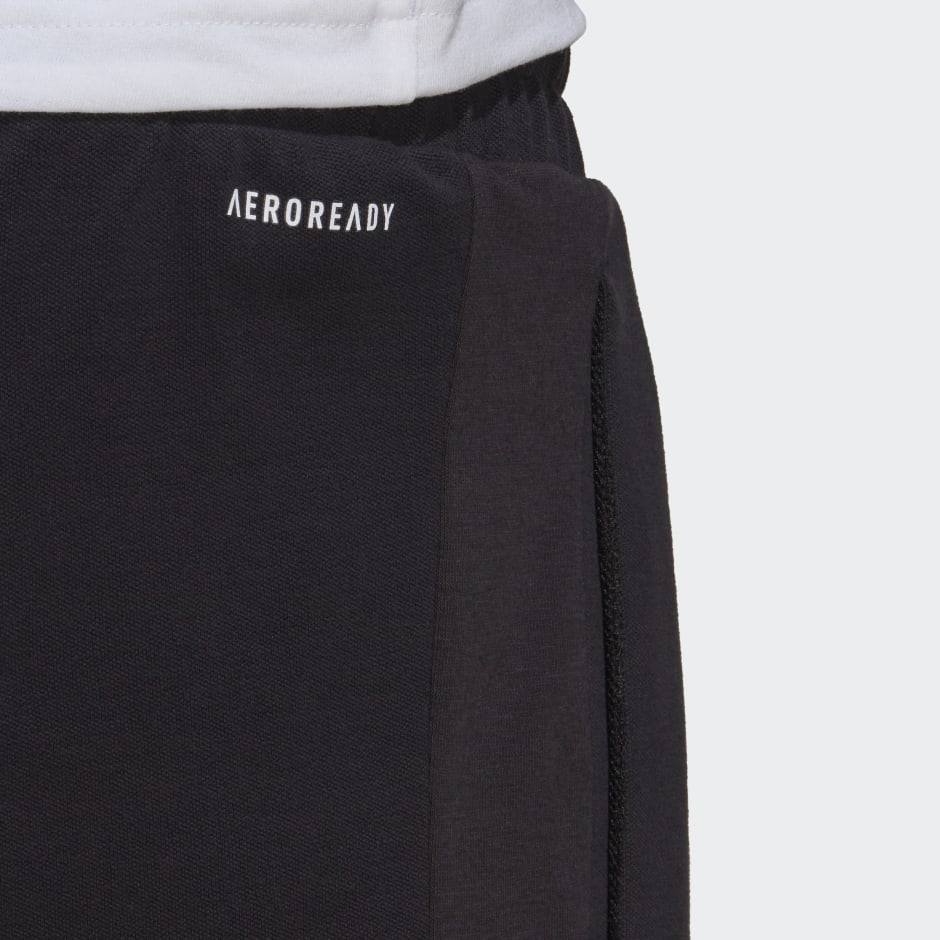AEROREADY Yoga Shorts