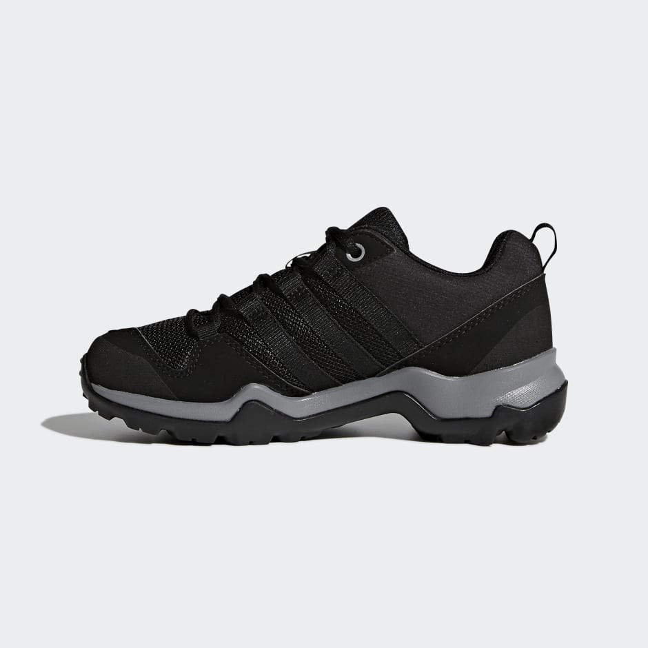 que te diviertas deshonesto mediodía adidas Terrex AX2R Hiking Shoes - Black | adidas LK