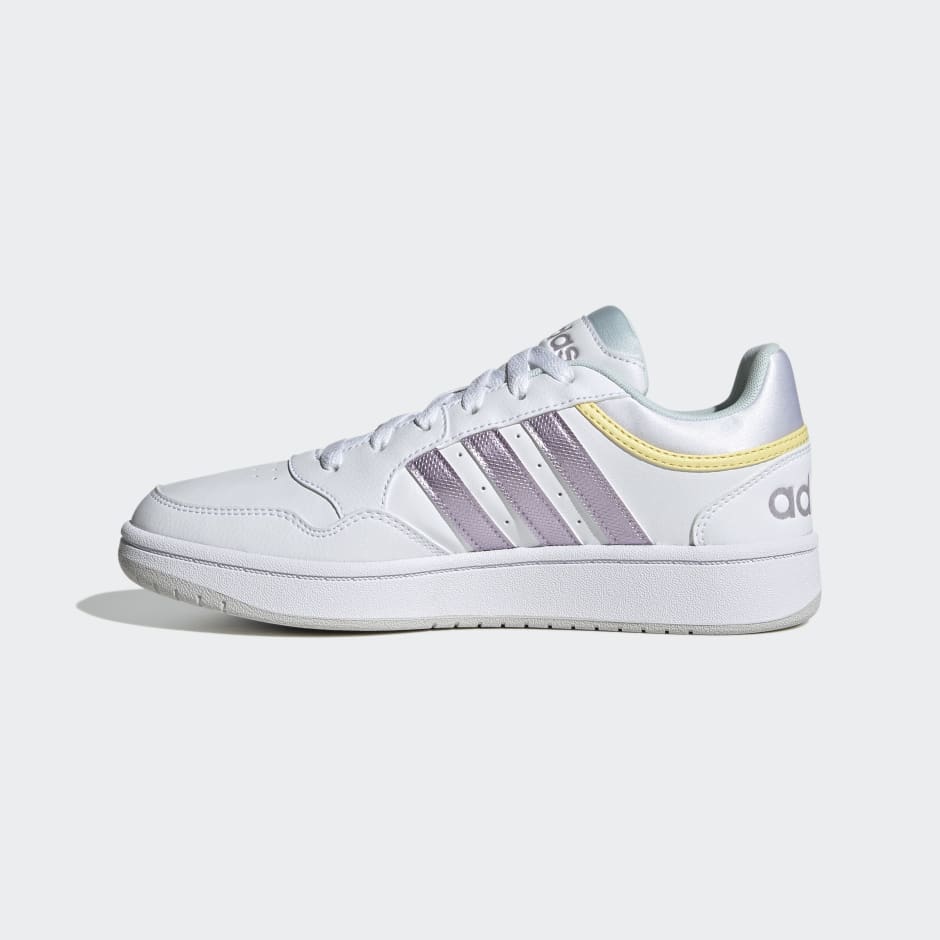 Hoops 3 Shoes