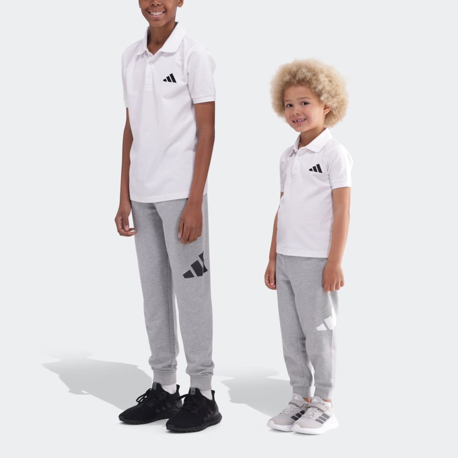 Unisex Essentials Small Logo Piqu&eacute; Polo Shirt