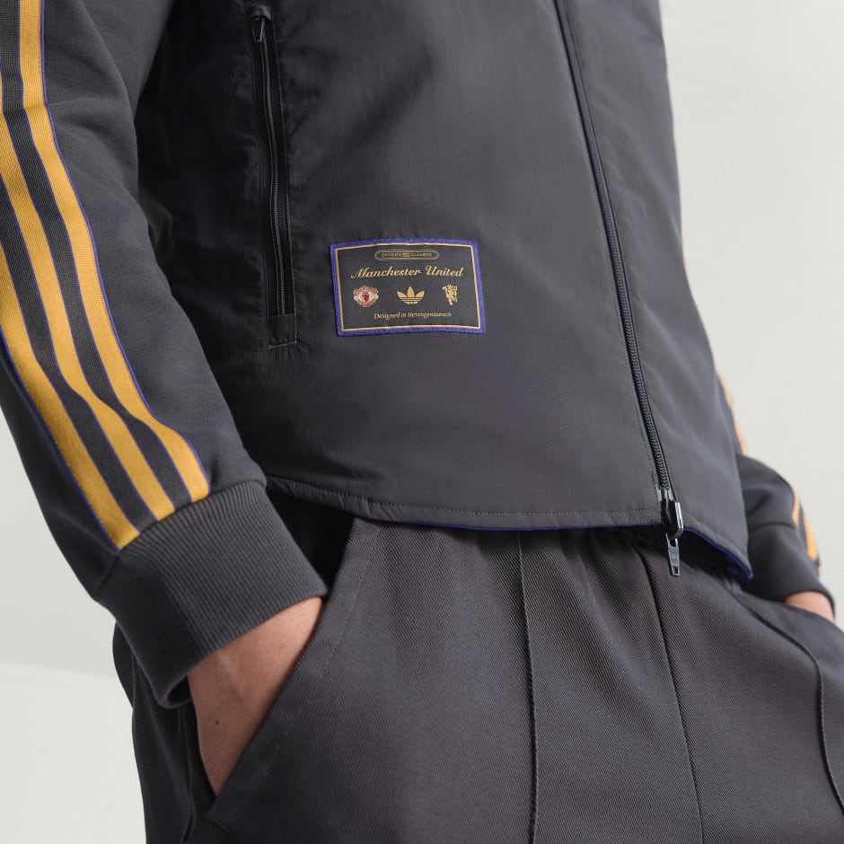 Manchester United Terrace Icons Vest