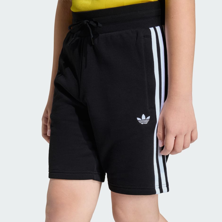 3 STRIPES SHORTS