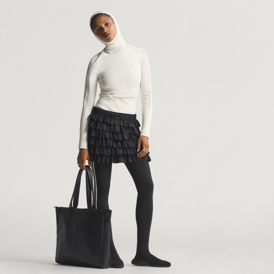 PULOVER TRICOTAT CU GLUGĂ ȘI M&Acirc;NECĂ LUNGĂ