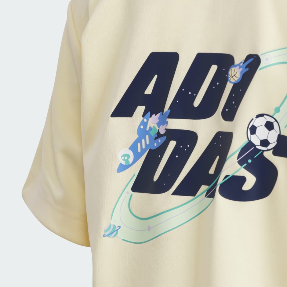 兒童圖案 T 裇及短褲套裝