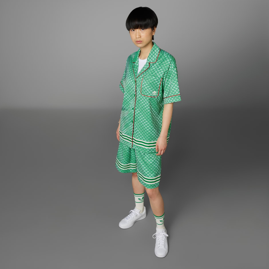 Women's Clothing - Adicolor 70s Satin Shirt - Green | adidas Kuwait
