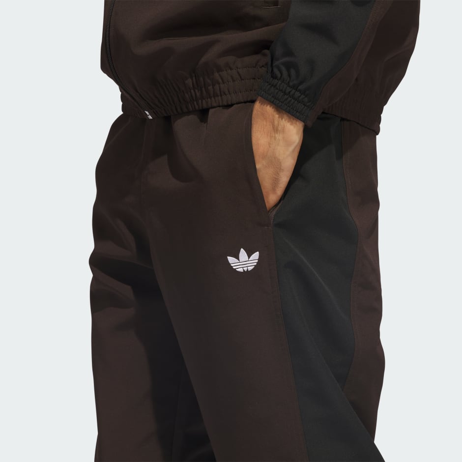 DONJI DIO TRENIRKE SKATEBOARDING GATSELE