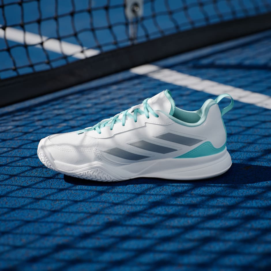 Avaflash Low Tennis Shoes