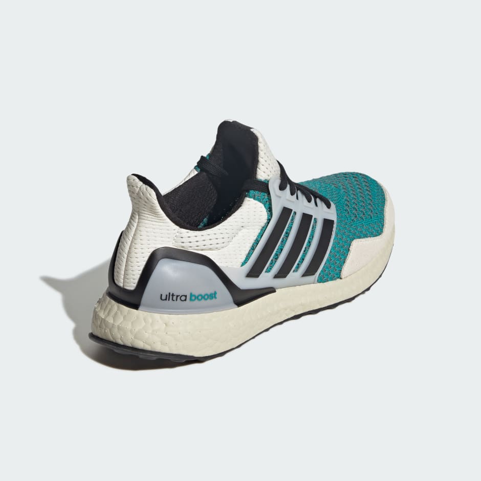 حذاء Ultraboost 1.0