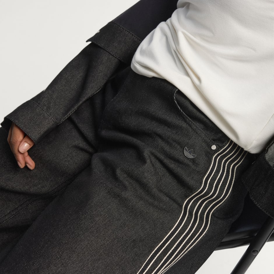 Premium Essentials Denim Pant