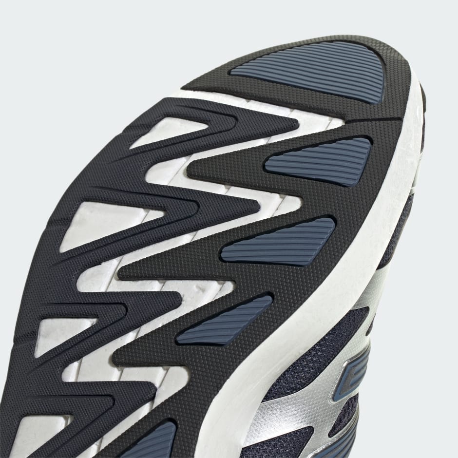 נעלי Adizero Aruku