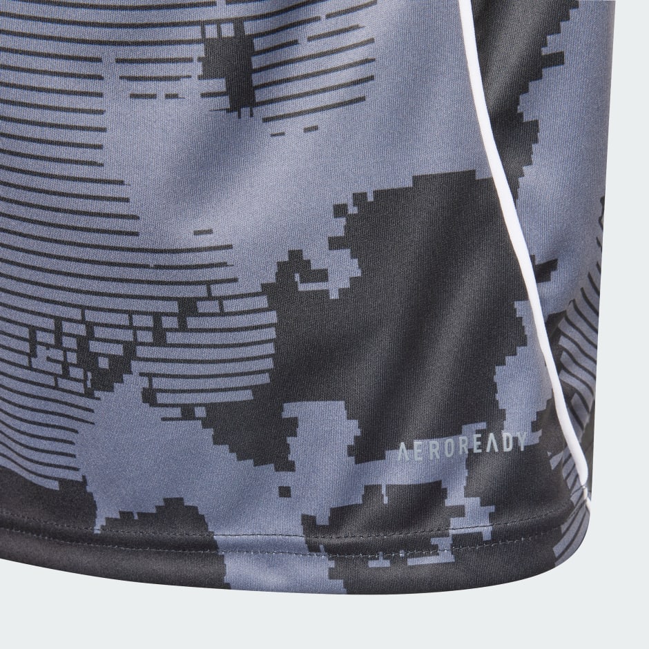 Eintracht Frankfurt 25/26 Third Jersey