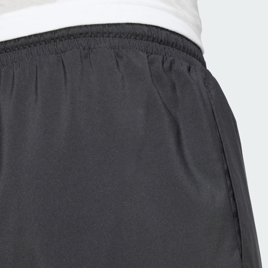 Essentials Linear Logo Shorts