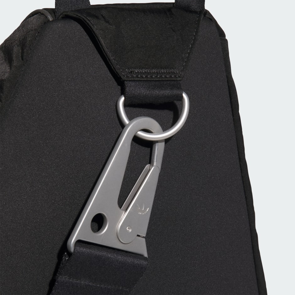 【新品タグ付き❗️】San Antonio Sling Bag DIASPORA 