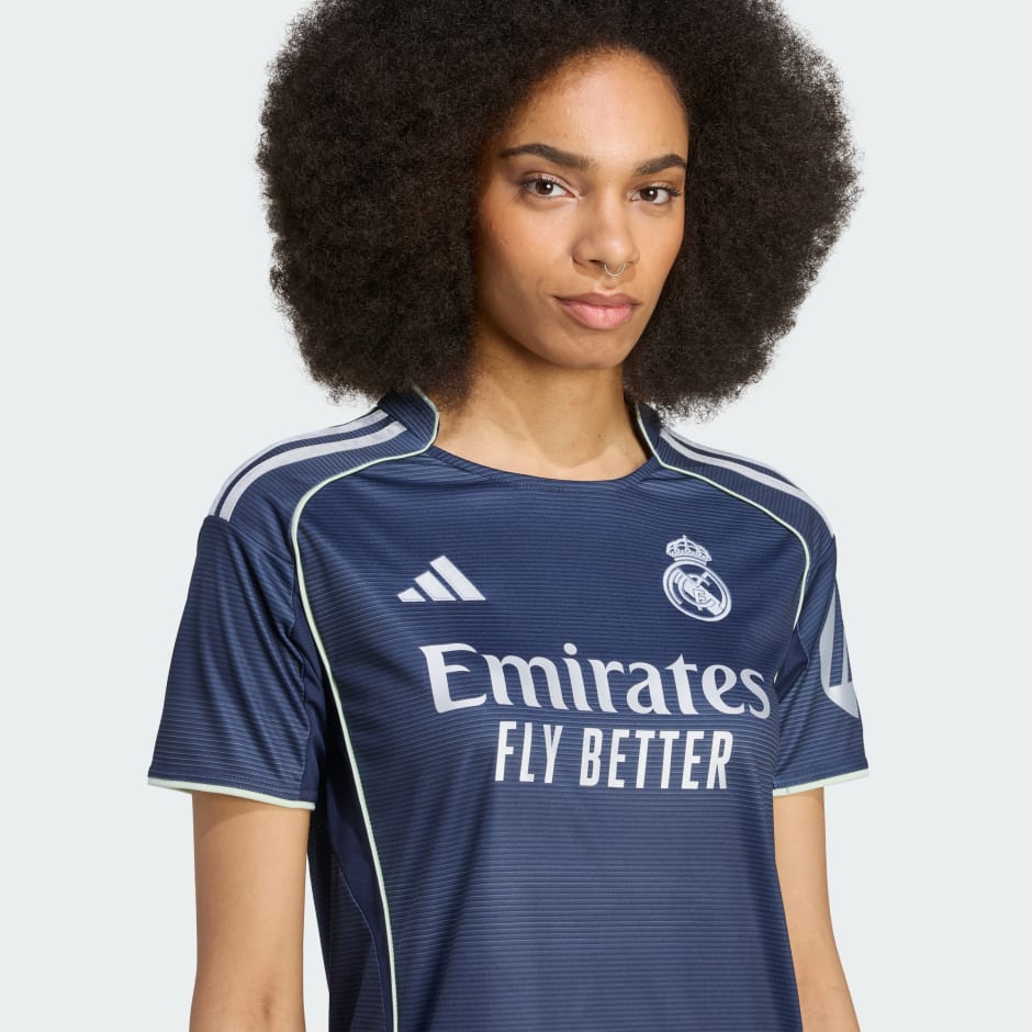 Tricou Real Madrid 25/26 pentru meciurile &icirc;n deplasare