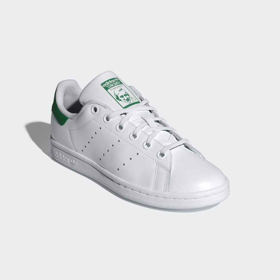 STAN SMITH J