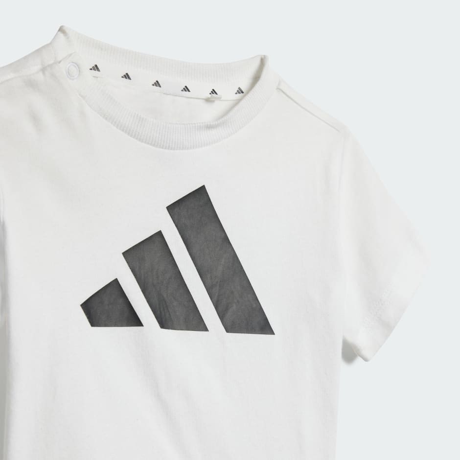 طقم للأطفال Essentials Tee 