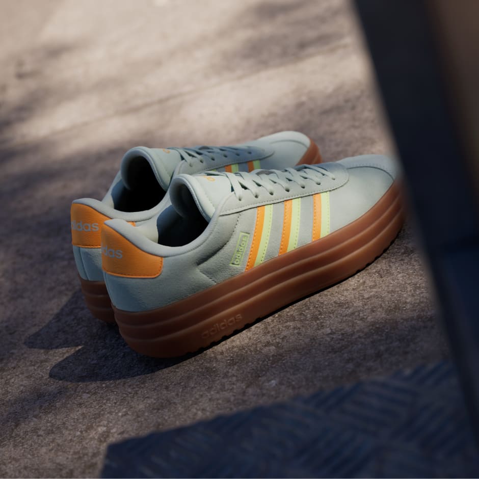 VL Court Bold Shoes