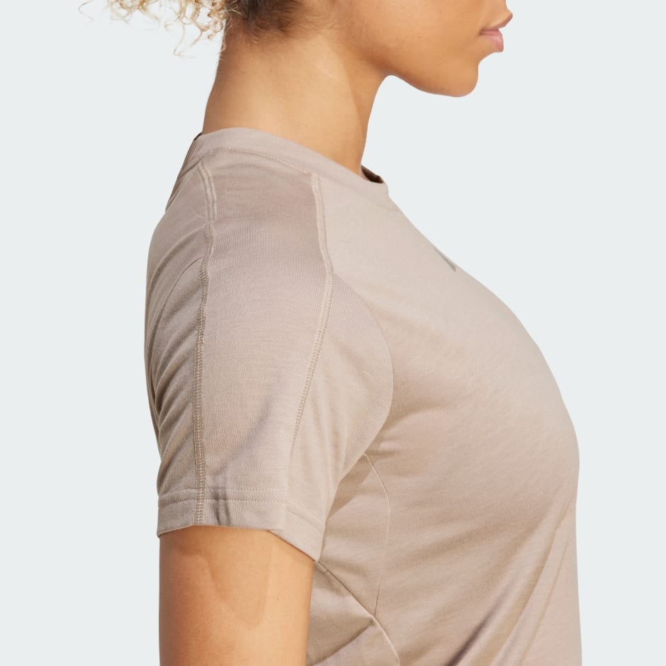 AEROREADY Train Essentials Minimal Branding Crewneck Tee