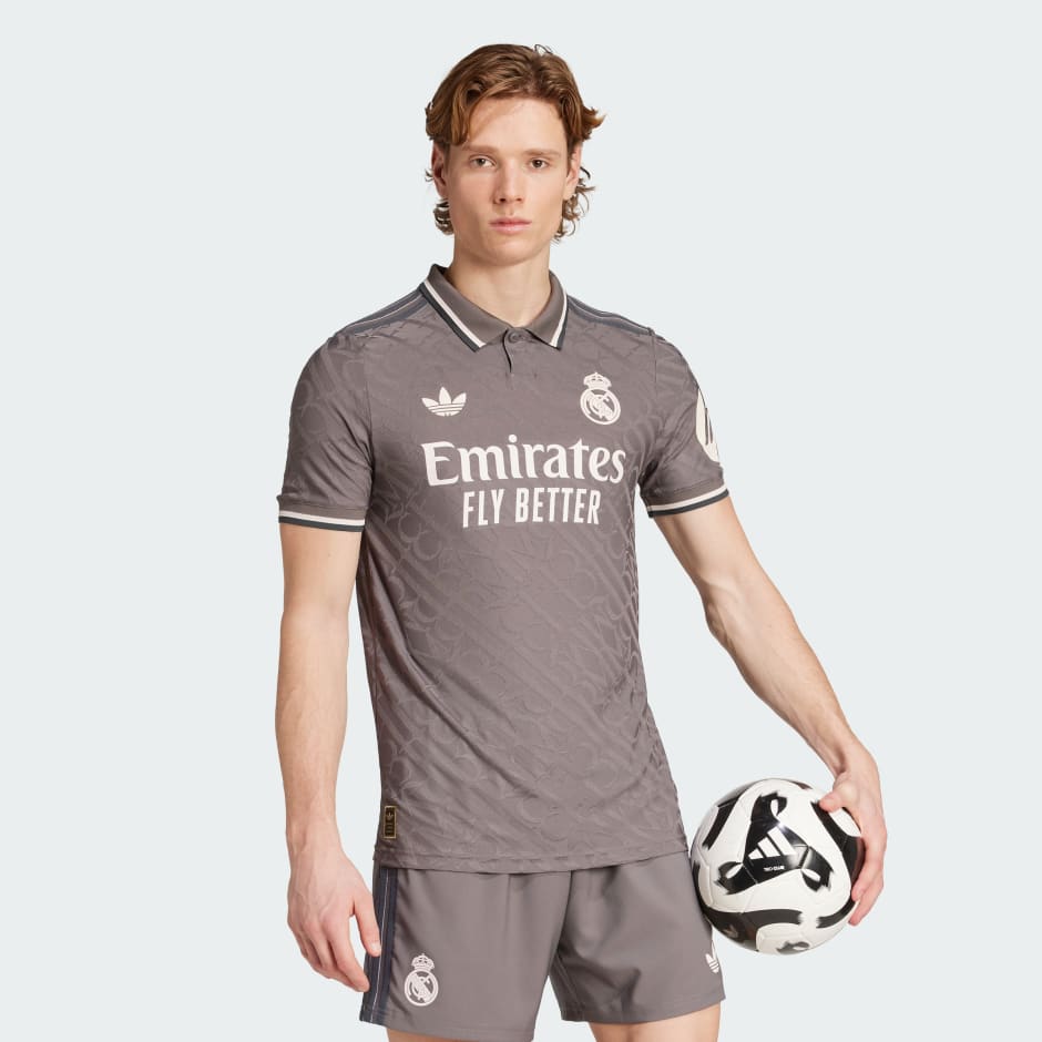 Treći dres Real Madrid 24/25