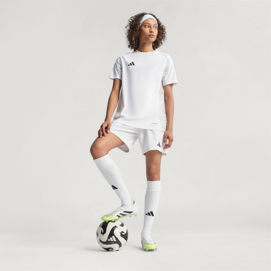 Predator Elite Laceless Firm Ground Boots