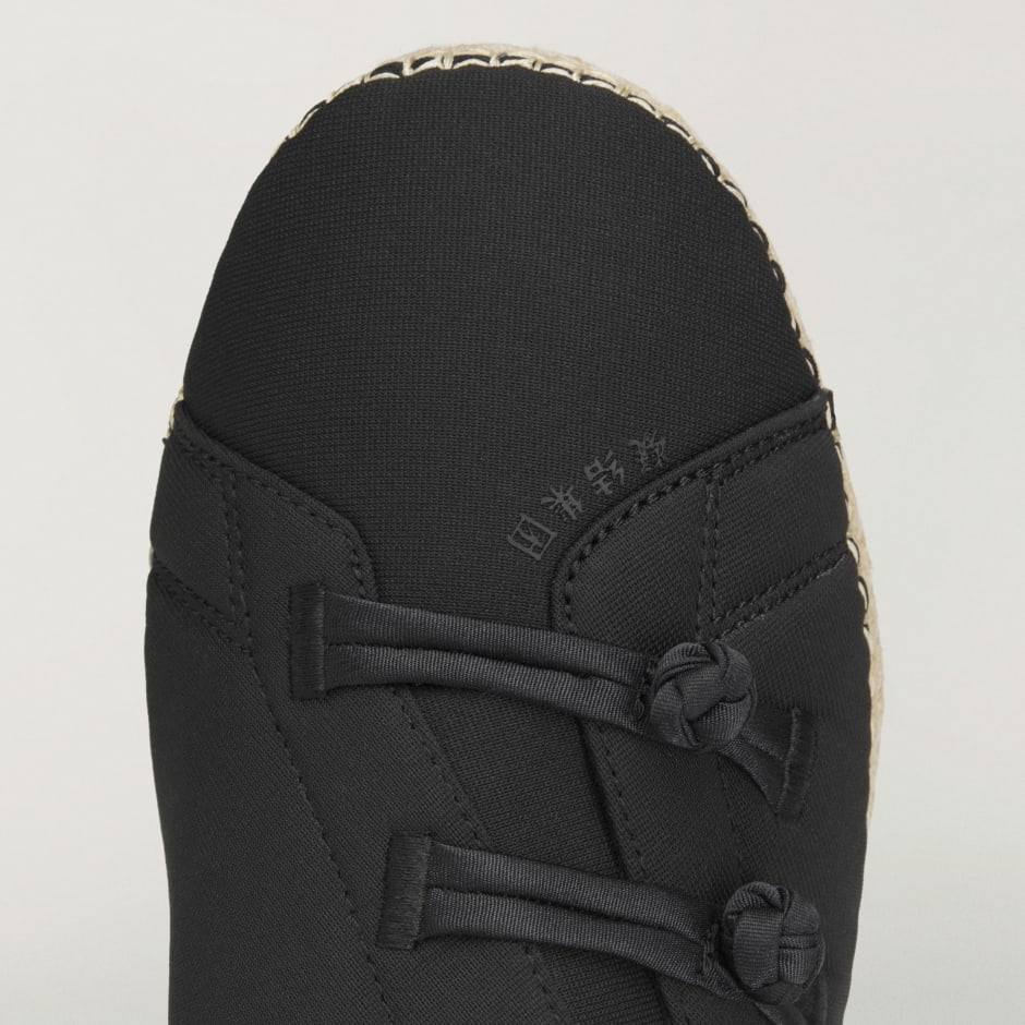 CLOT QI FLOW BY EDISON Shoes