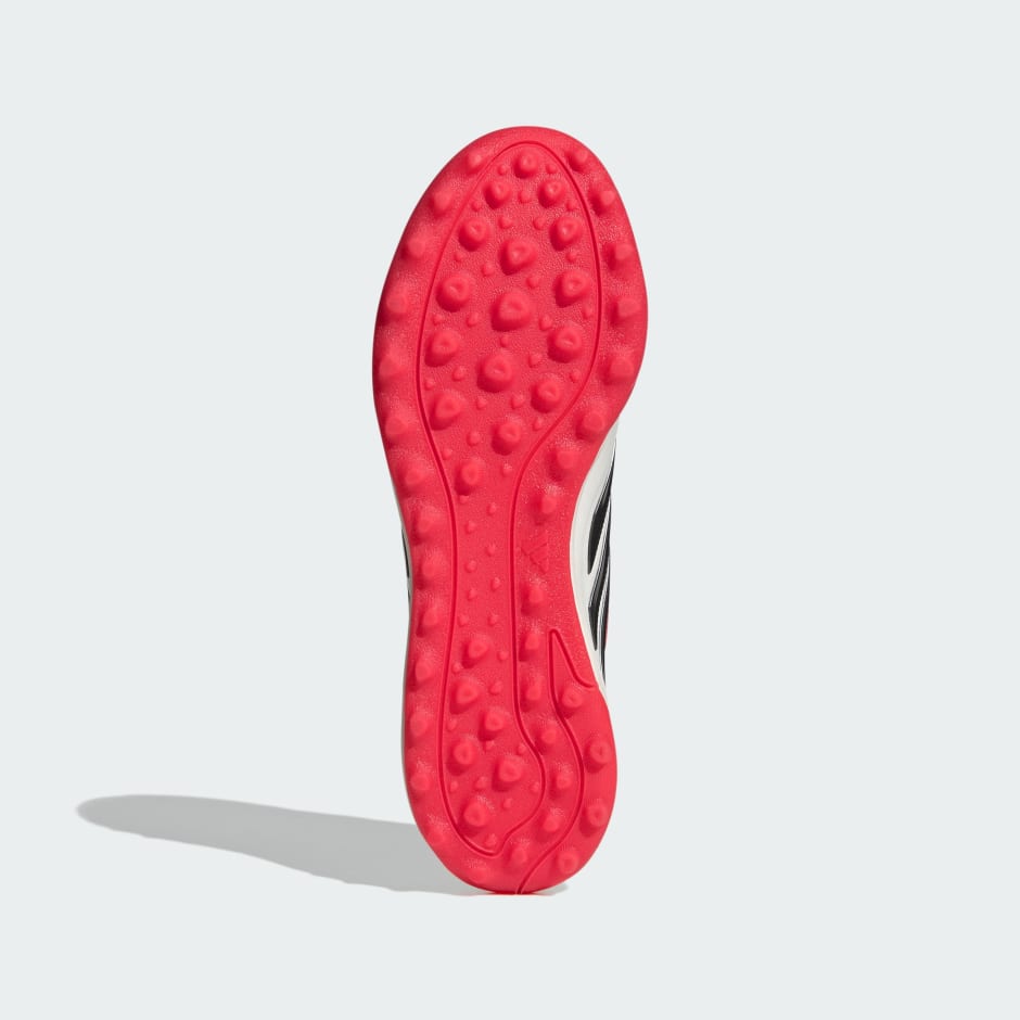 Ghete de fotbal COPA PURE IV PRO pentru gazon artificial