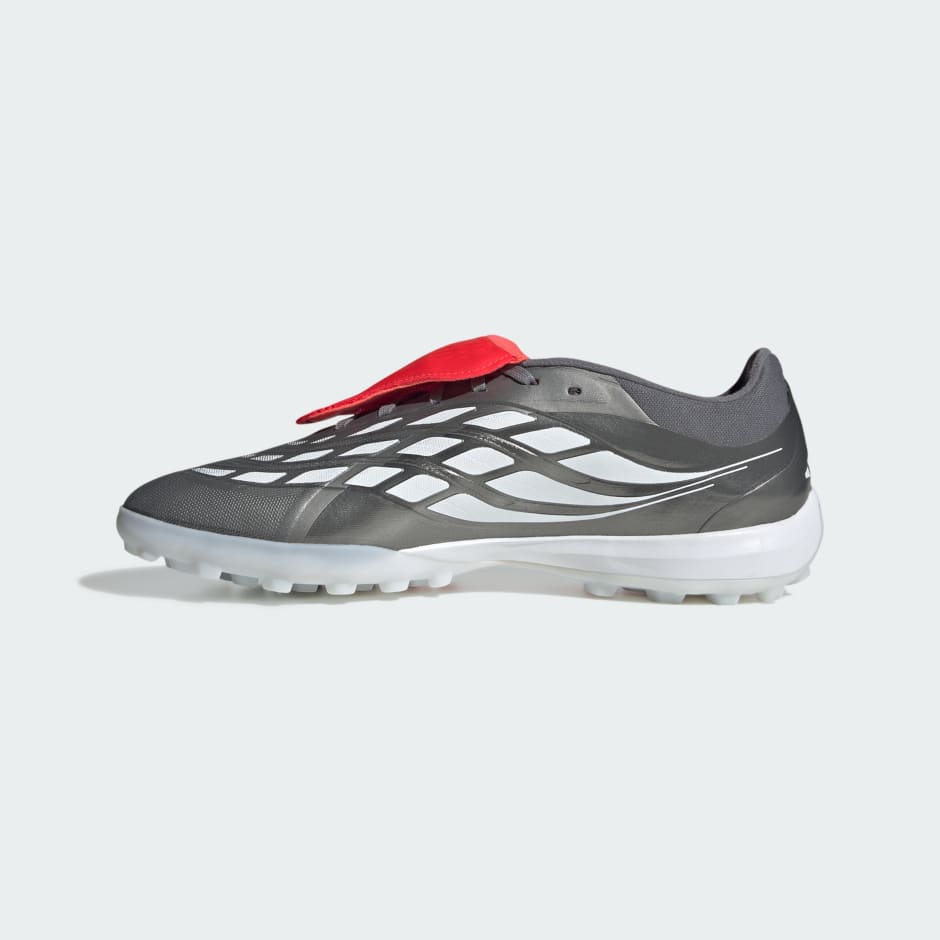 PREDATOR PRO Fold-Over Tongue Turf Football Shoes