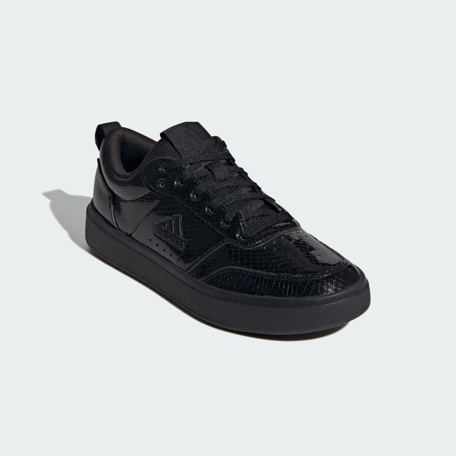 Tenis Park Street