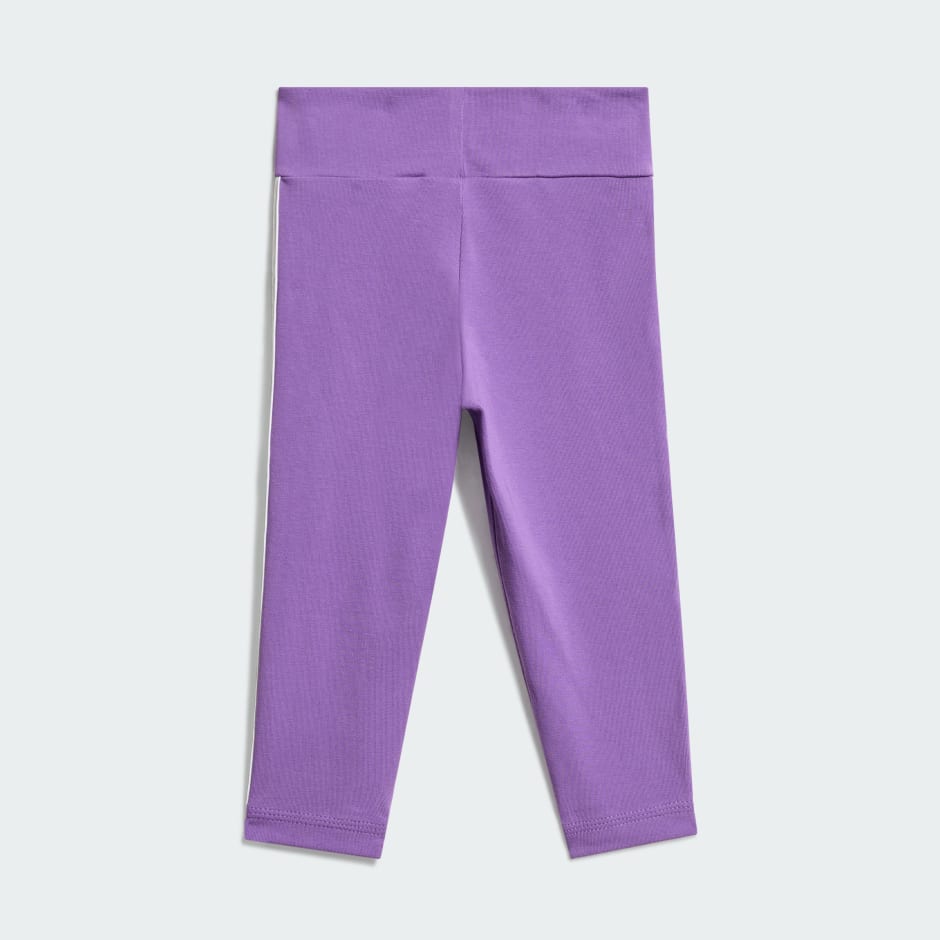 Set cu tricou Essentials